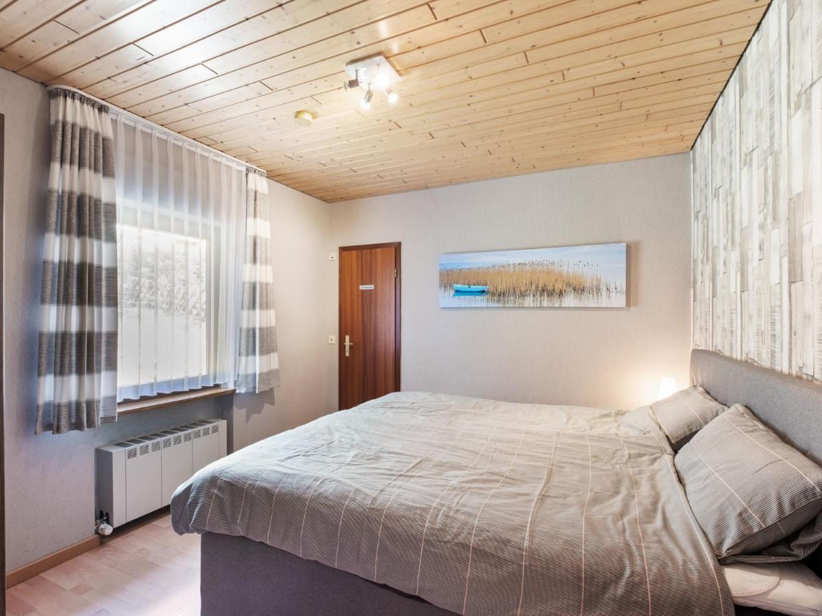 Idyllic Bungalow In Feusdorf With Forest View Room photo